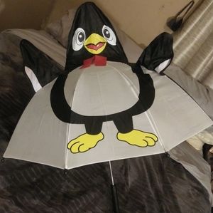 CUTE CHILDS BLACK & WHITE PENGUIN UMBRELLA.